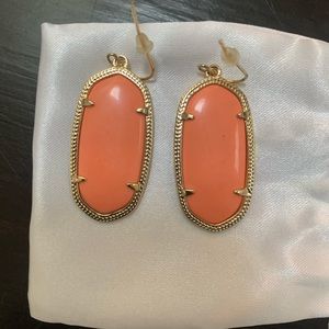 Kendra Scott Elle gold drop earrings